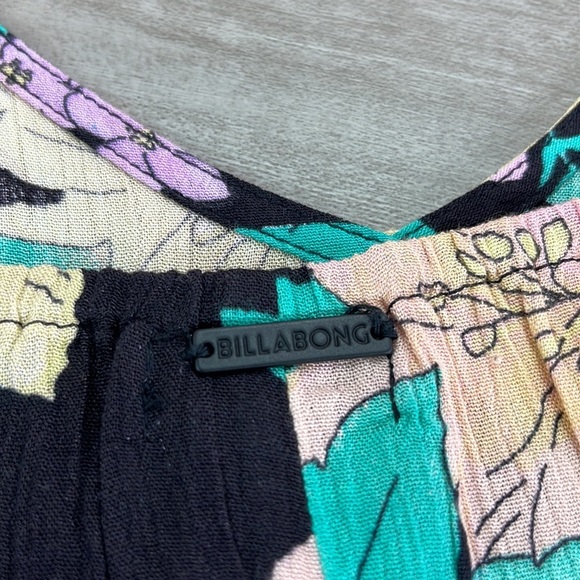 ☀️BILLABONG☀️ BLOOMING COVER UP - Picture 12 of 12
